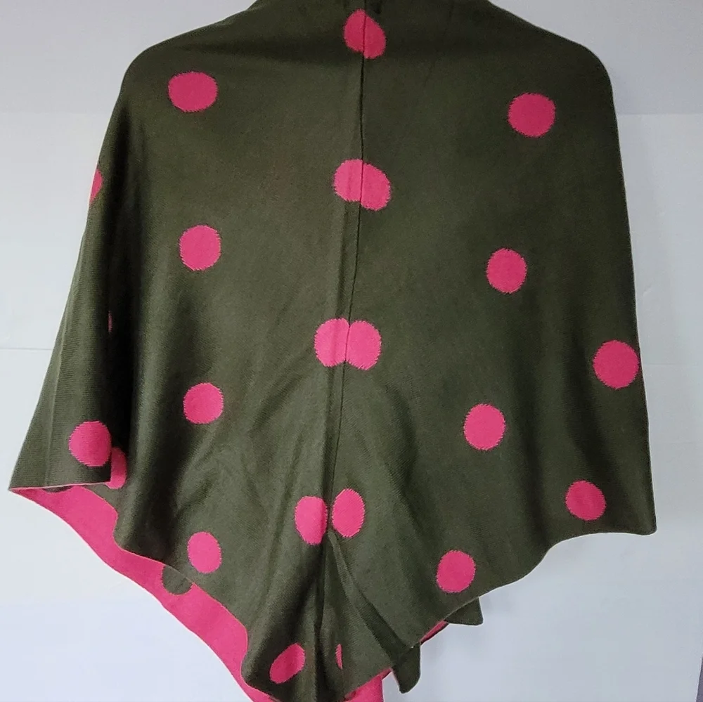TOP IT OFF Chic Olive and Pink Polka Dot Women's Cape Size OS - Picture 4 of 4